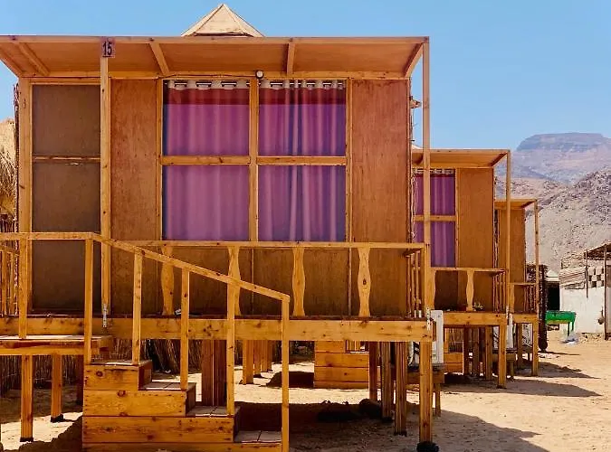 Half Moon Camp 5*