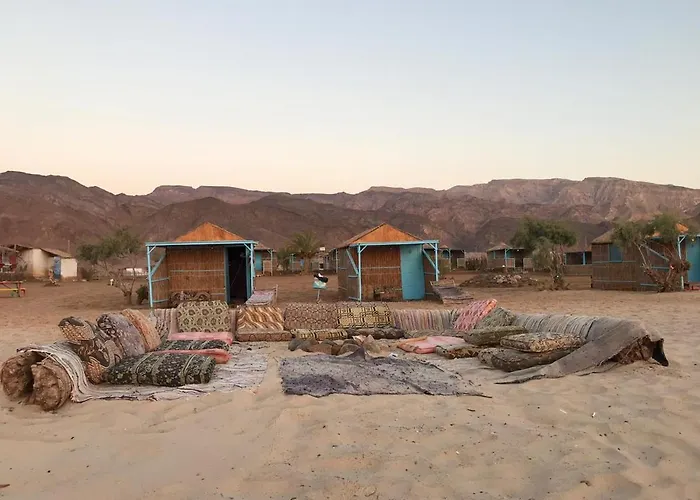 Half Moon Camp