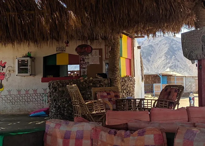 Half Moon Camp Szálloda 5*