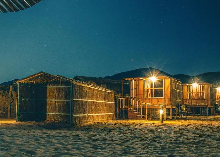 Szálloda Half Moon Camp